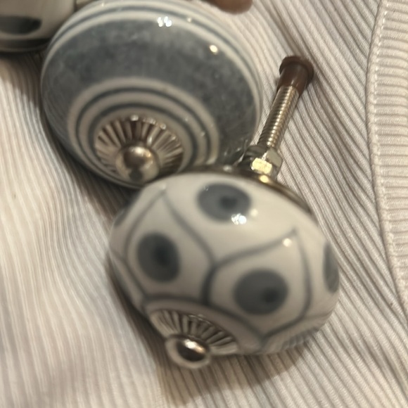 RESTORATION HARDWARE knobs (8) NO two are alike! whaaaat .. orig 10-12 ea - Picture 11 of 12